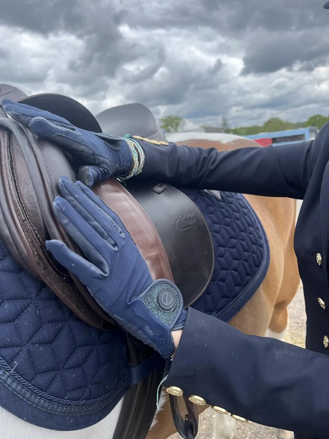 eQUEST GripPro X-LITE Horse Riding Gloves - Lightweight, Breathable, Grippy Non-Slip Material - Comfort Mesh Back - Touchscreen Gloves