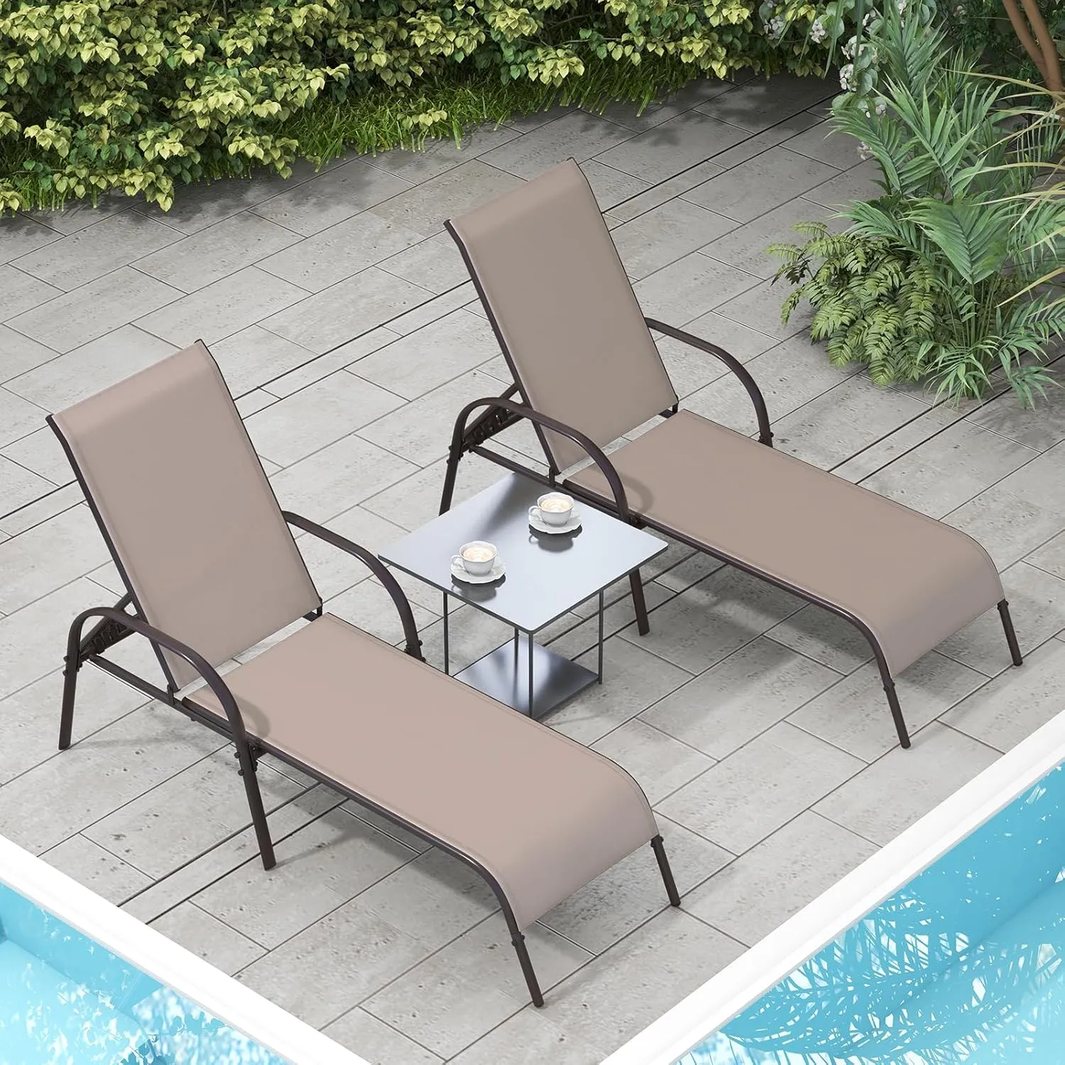Giantex Patio Lounge Chair, Outdoor Chaise Lounge with 5 Adjustable Backrest, Sturdy Steel Frame, Sunbathing Recliner, Beach Chair, Tanning Chair for Outside, Yard, Balcony, Pool Chairs, Brown