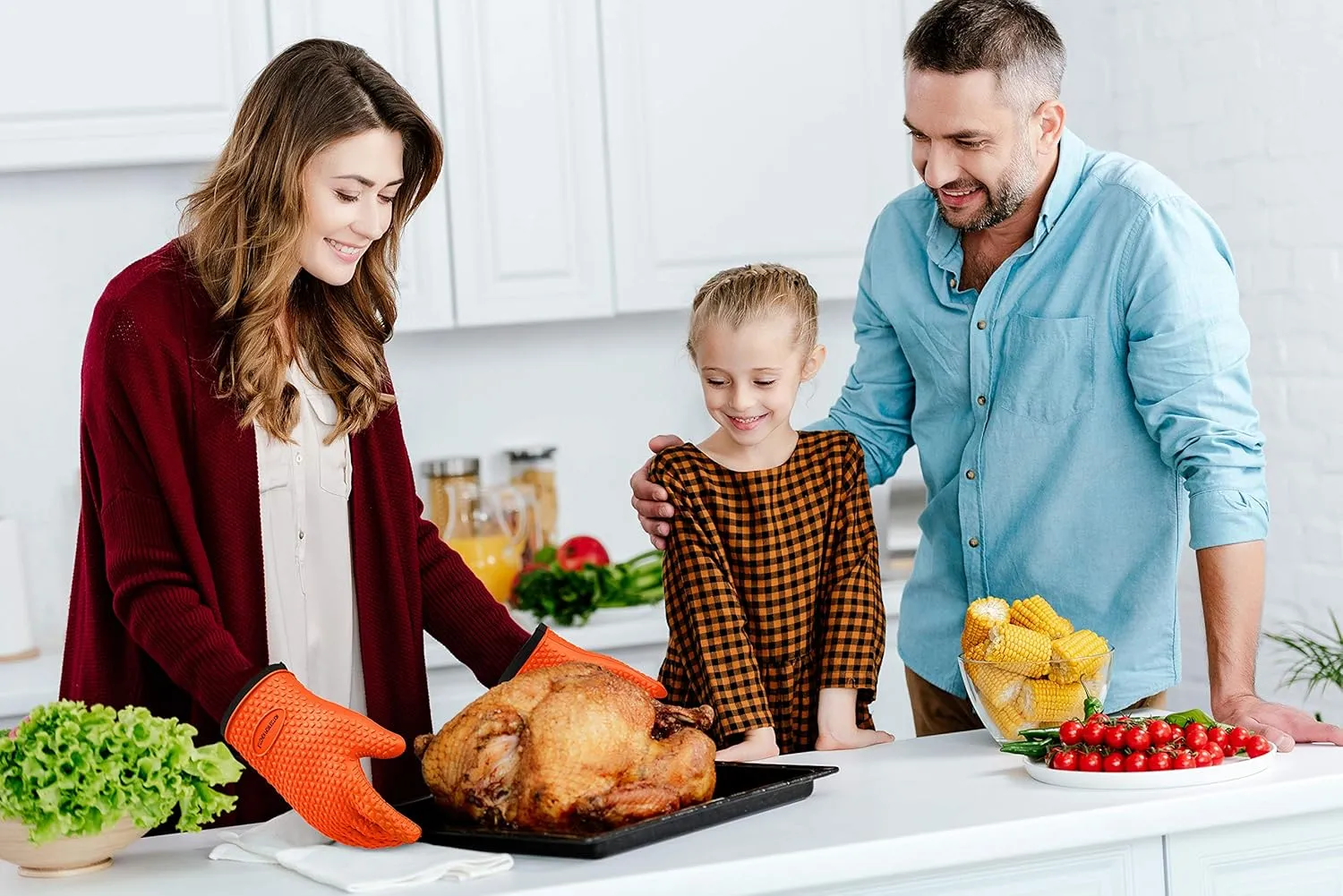 KITCHEN PERFECTION Silicone Smoker Oven Gloves -Extreme Heat Resistant BBQ Gloves -Handle Hot Food Right on Your Grill Fryer Pit|Waterproof Oven Mitts |Superior Value Set 3 Bonuses