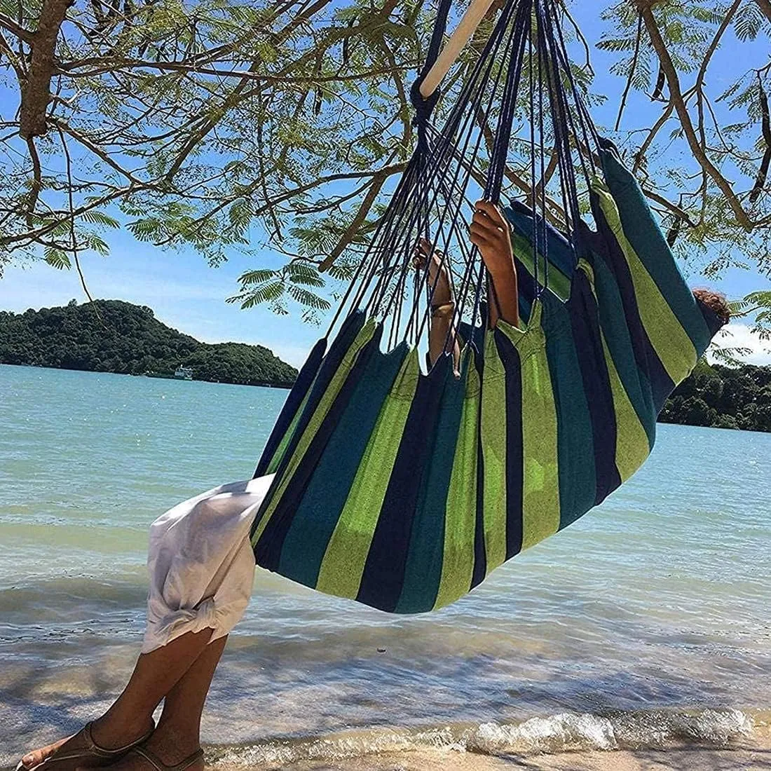 Portable Hammocks Outdoor Hammock Thicken Chair Hanging Portable Relaxation Canvas Swing Travel Camping Lazy Chair Hammock for Outdoor(Blue and White B)