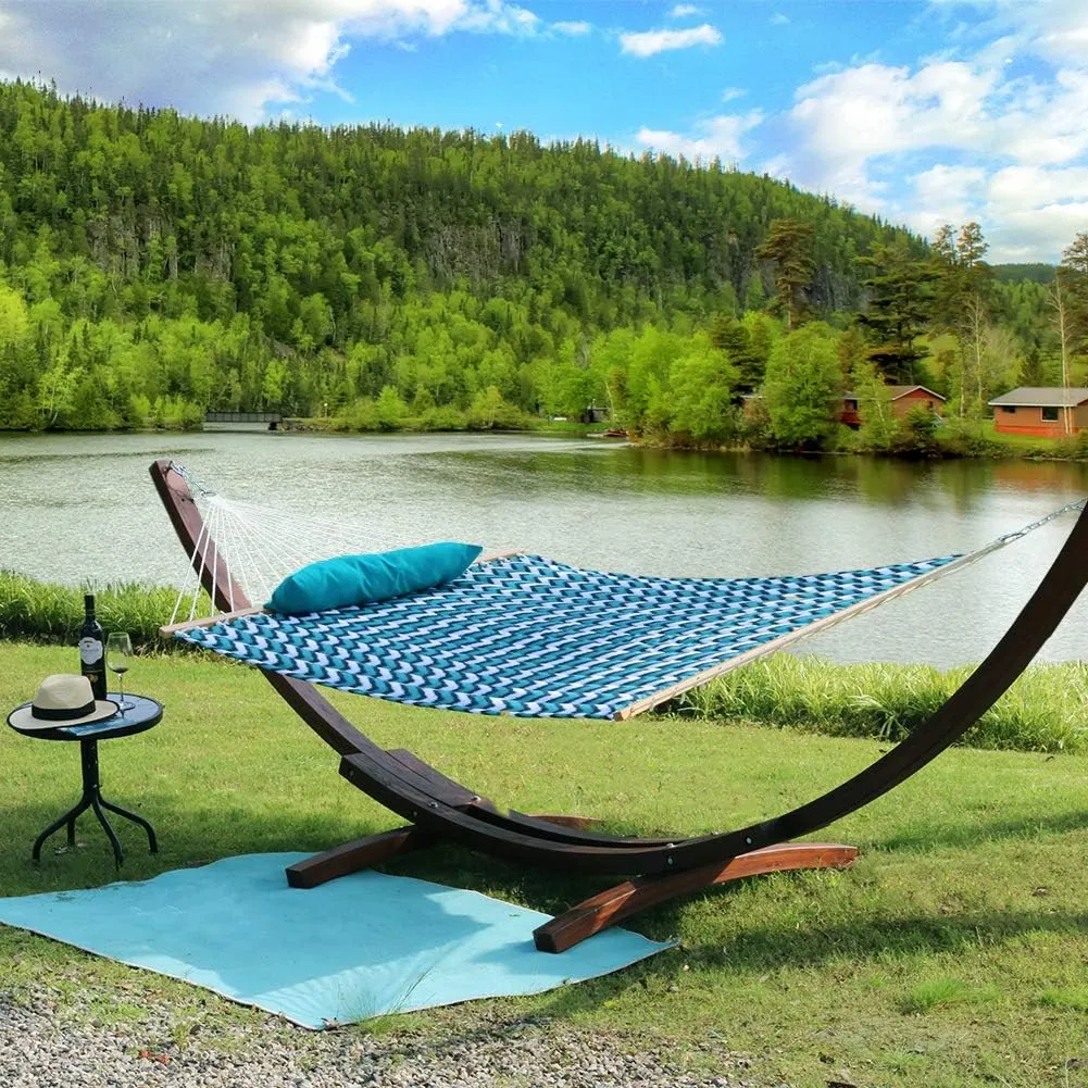 Quilted Fabric Double Hammock with Pillow, Heavy Duty Hardwood Spreader Bar, Hammocks for Outside, 450-pound Capacity, Hamacas para Adultos for Patio/Garden/Yard/Pool/Beach, Wavy Stripe