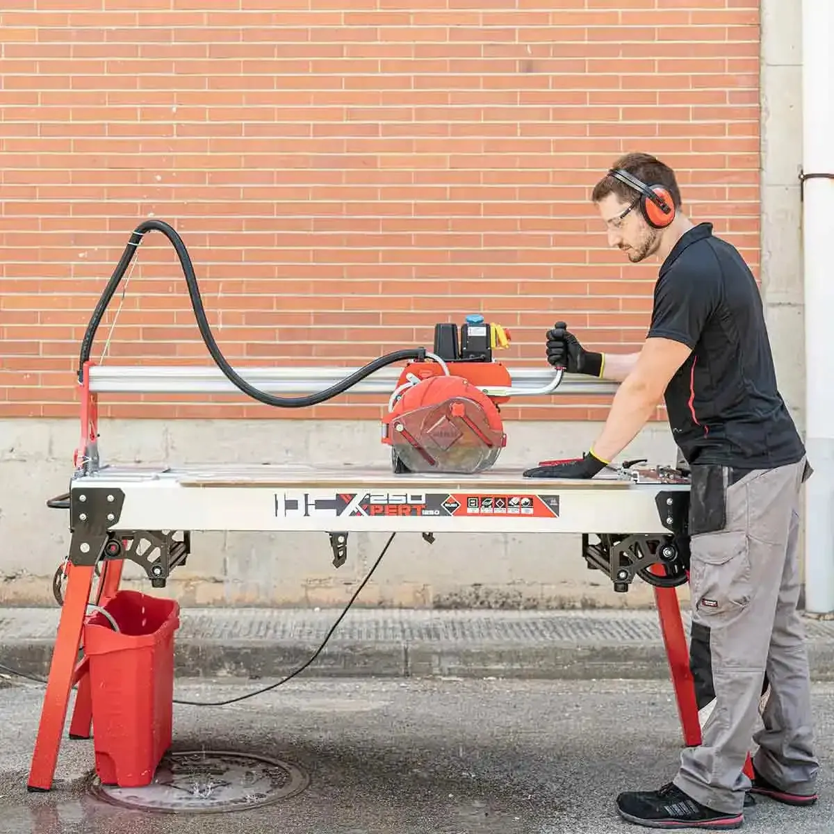 Rubi Tools DCX-250 Xpert Wet Saw