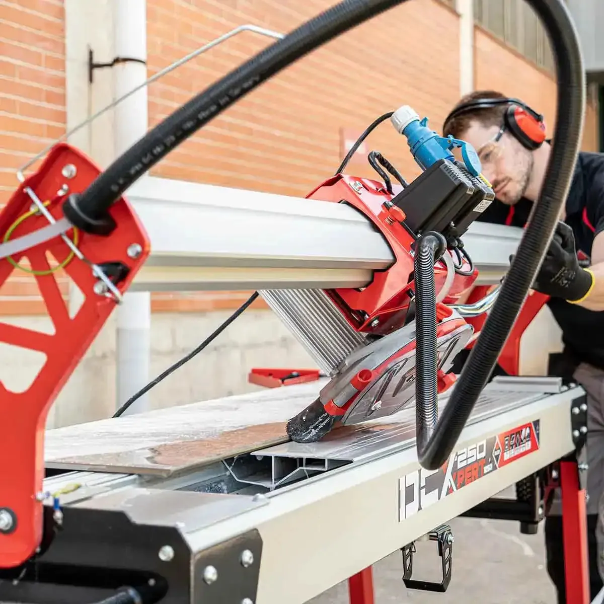 Rubi Tools DCX-250 Xpert Wet Saw